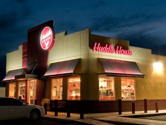 Huddle House Announces Rapid Expansion