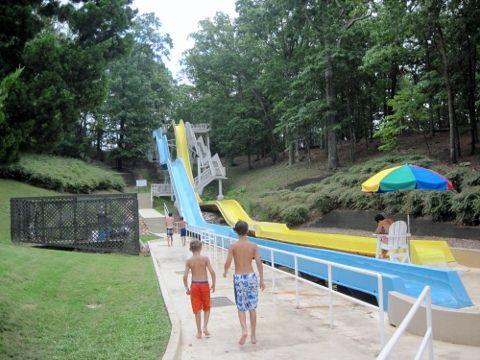 Lake Lanier Islands Waterpark still needs seasonal employees