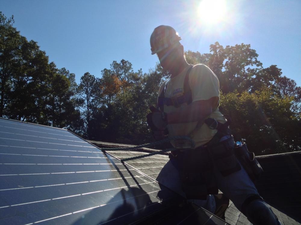 A proposed new law would generate more solar power from Georgia rooftops