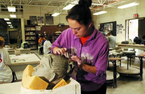 Studio Arts is One of the Majors Not Expected to See Job or Salary Growth