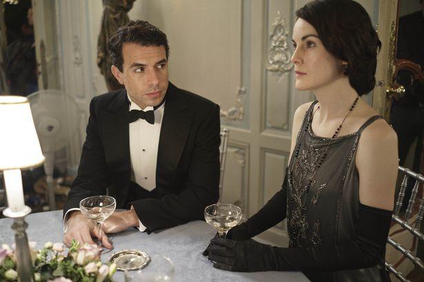 Lord Gillingham (played by Tom Cullen) has his eyes on Lady Mary.