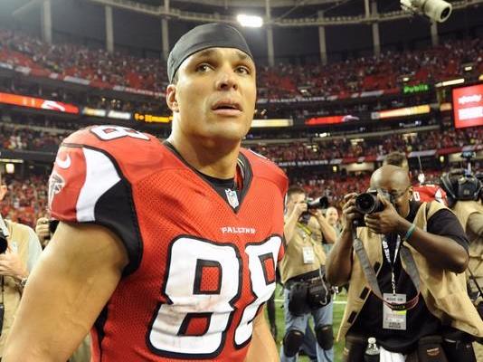 Tony Gonzalez of the Atlanta Falcons