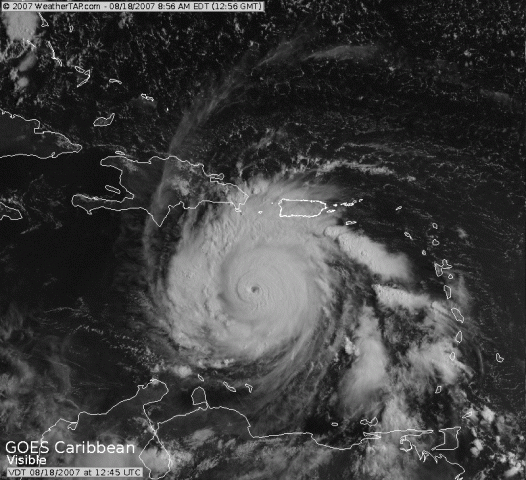 visible_satellite_of_hurricane_dean_2007.gif