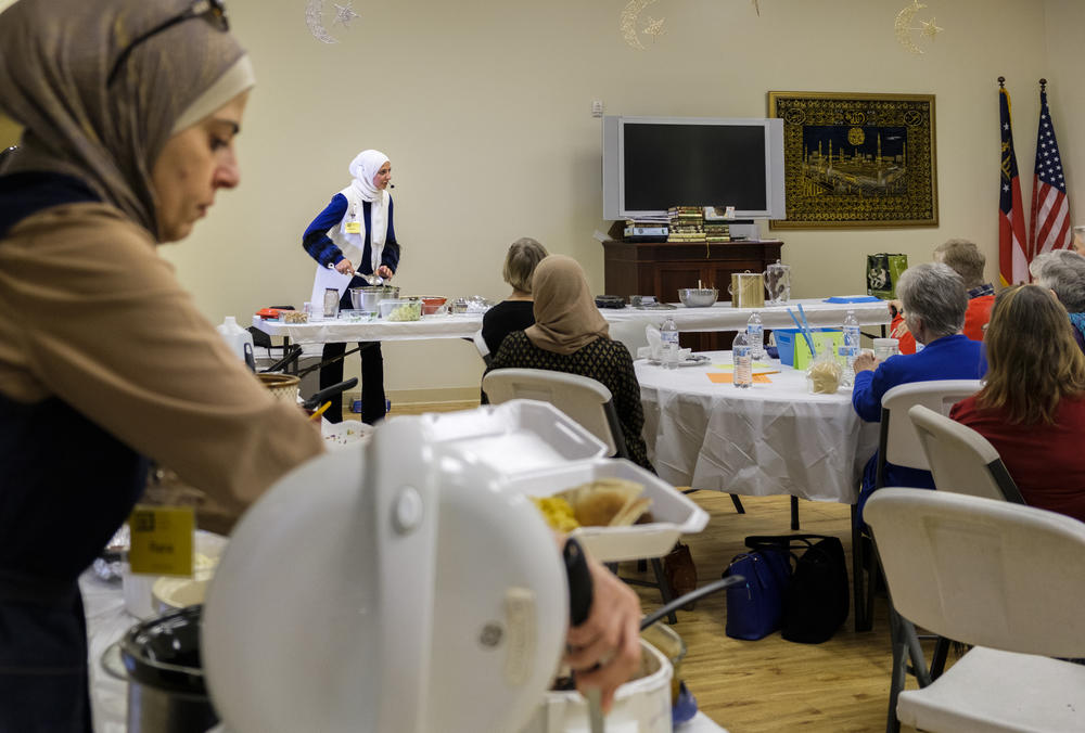 Rasha Aimach demonstrates how to put together a fattoush salad, a dish popular during the fasting of Ramadan in Islam but which also has roots in Syrian Christianity. 