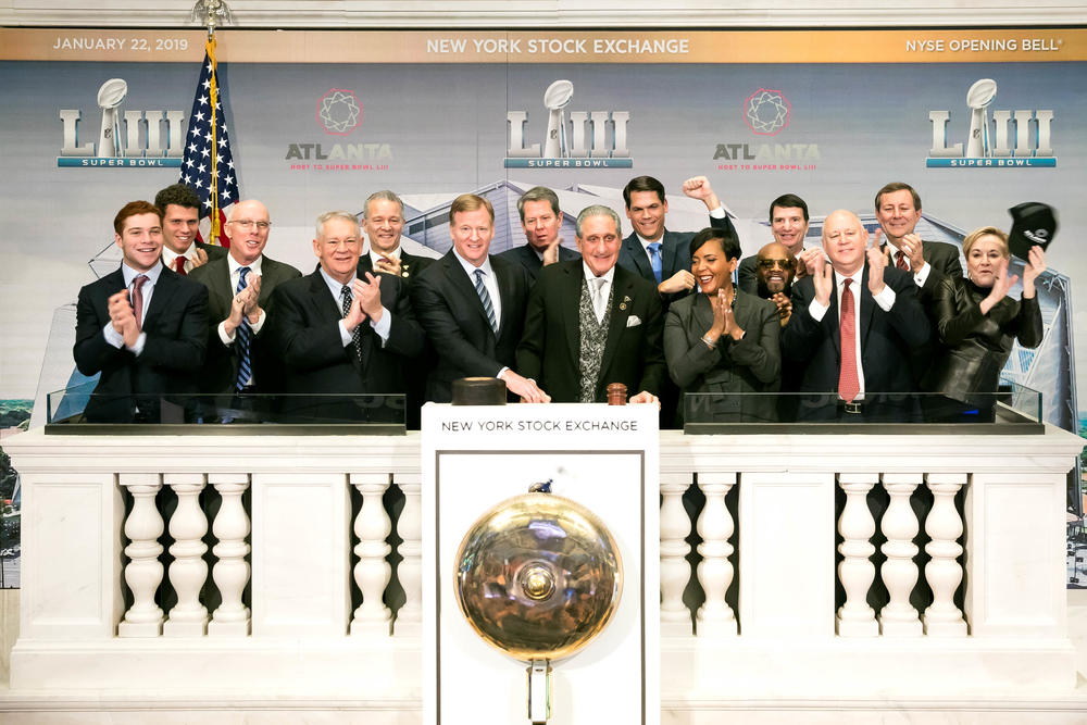 Arthur Blank, Georgia leaders, Roger Goodell and members of the Metro Altanta Chamber ring the opening bell on the New York Stock Exchange on Jan. 22, 2019.