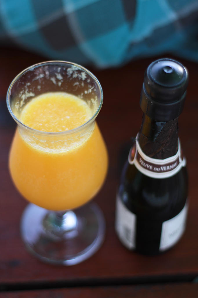 Mimosa: half orange juice & half champagne 