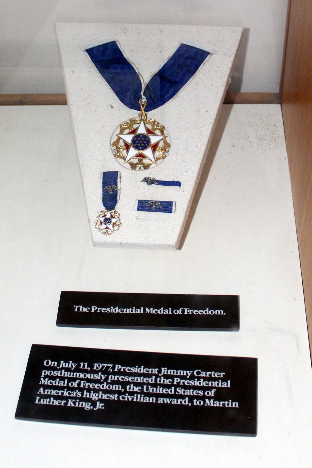 The Presidential Medal of Freedom posthumously awarded to Martin Luther King Jr in 1977. 