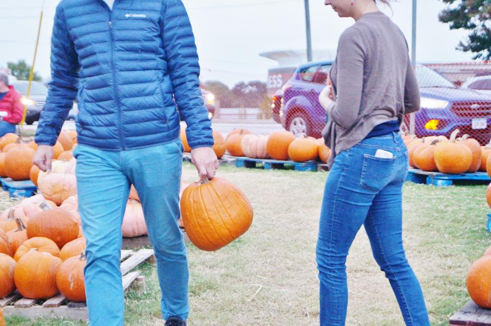 Two people chose pumpkins.