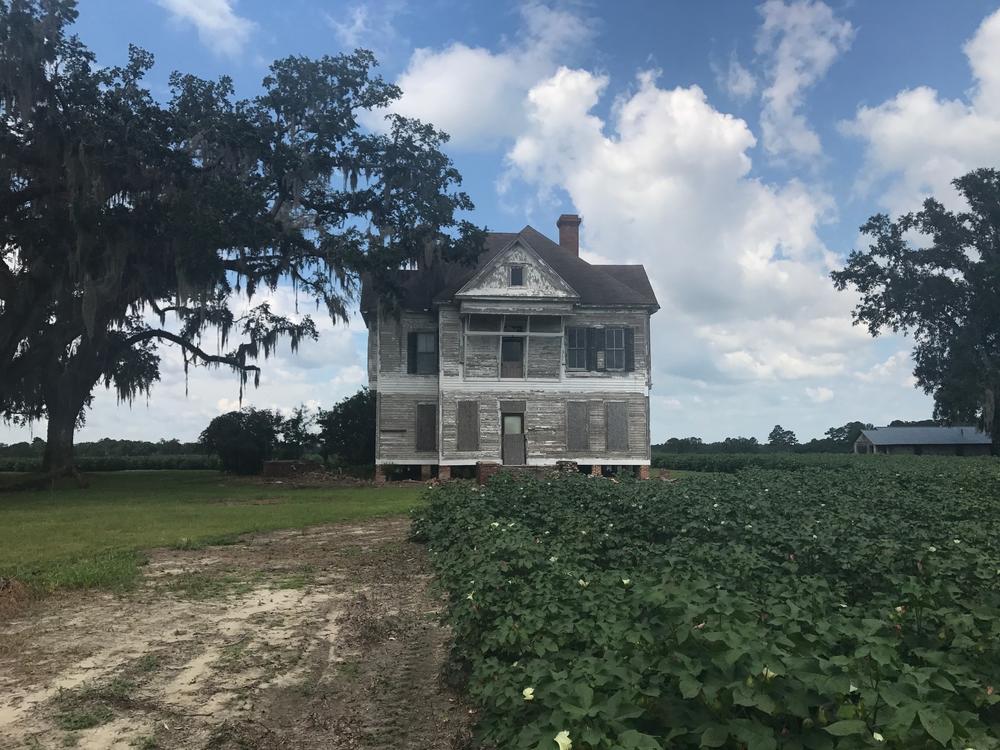 An abandoned farmhouse on the outskirts of Quitman, GA. 