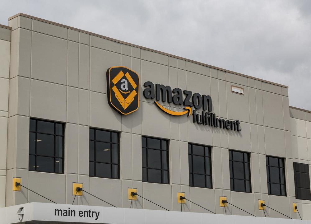 Online retailer Amazon is hiring 75,000 workers to handle increased demand from the coronavirus pandemic.