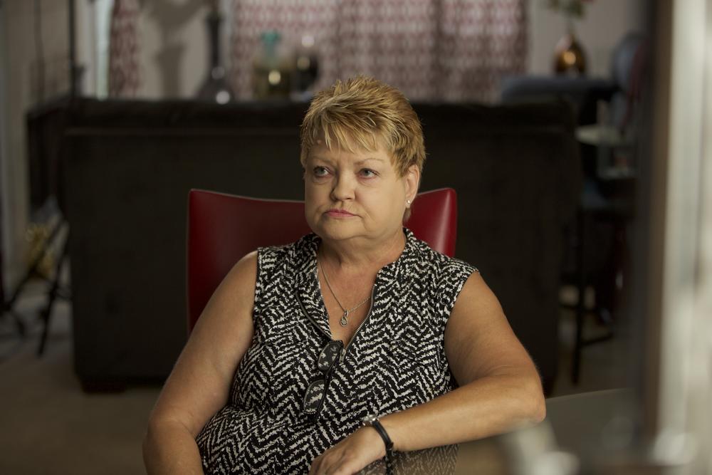 Elizabeth Ketchum is Sandy's stepmother.