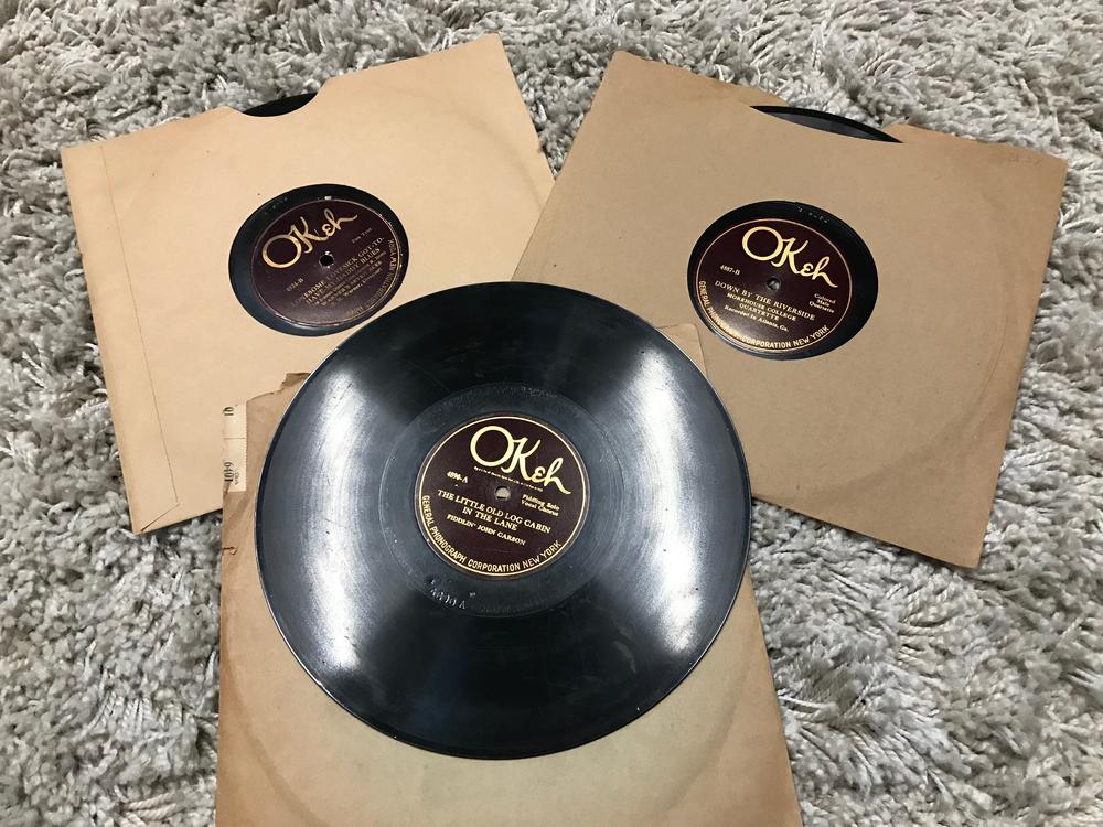 1923 pressings of songs that were recorded by Ralph Peer at 152 Nassau Street in Atlanta, including 