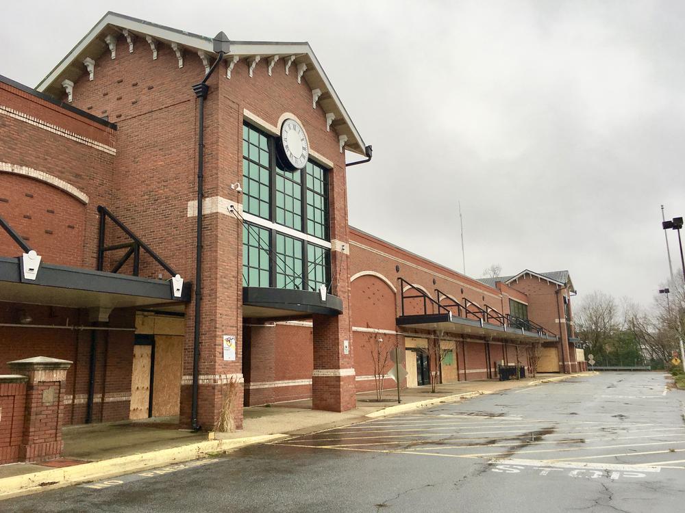 Proposed new plans for a self-storage facility in the 84,000 sq. ft. old Kroger building now reserve 15,000 sq. ft. of the building for a future grocery store at 400 Pio Nono Ave. 