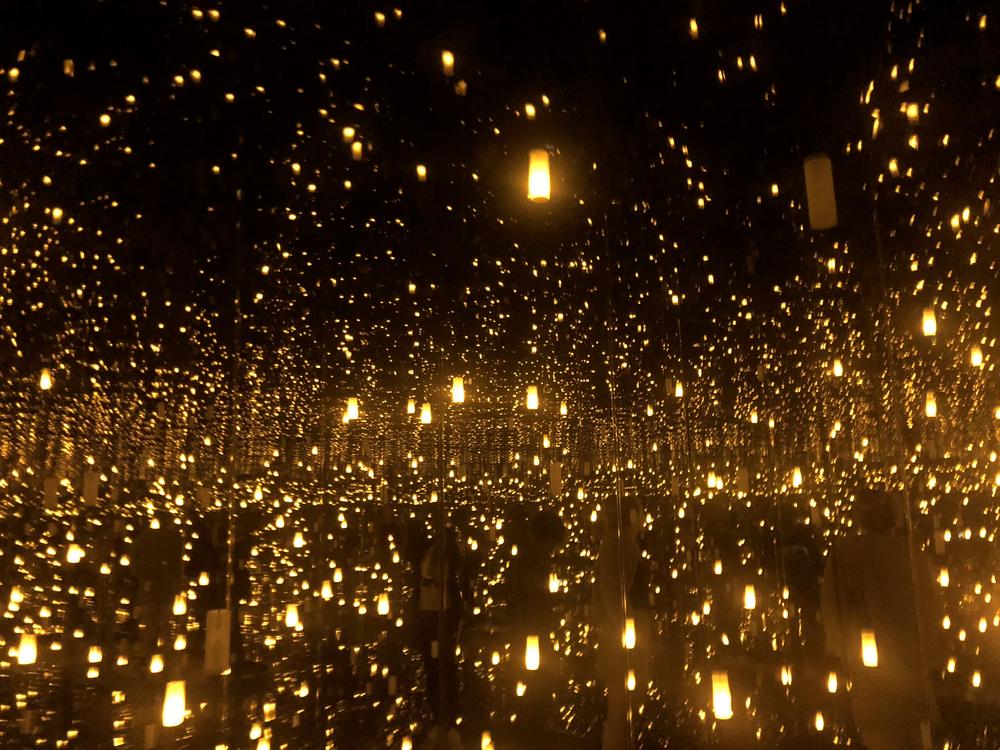 Yayoi Kusama, Aftermath of Obliteration of Eternity, 2009, Wood, mirror, plastic, acrylic, LED, and aluminum installation.