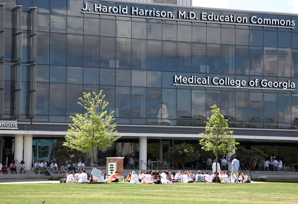 Medical College of Georgia students are no longer on campus, but many are learning about pandemic medicine through an online course and hands-on work with local health departments.