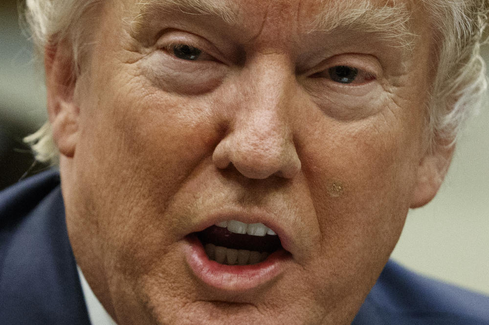 The National Archives has told the White House to keep each of President Donald Trump's tweets, even those he deletes or corrects.