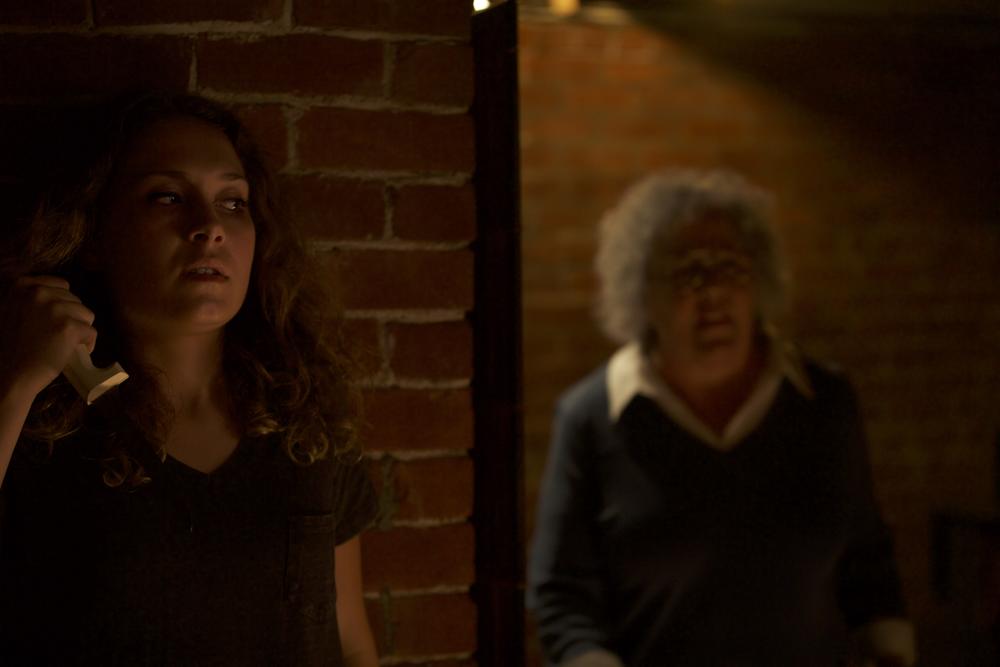 Actor playing Holly recreates waiting to stab her grandmother.