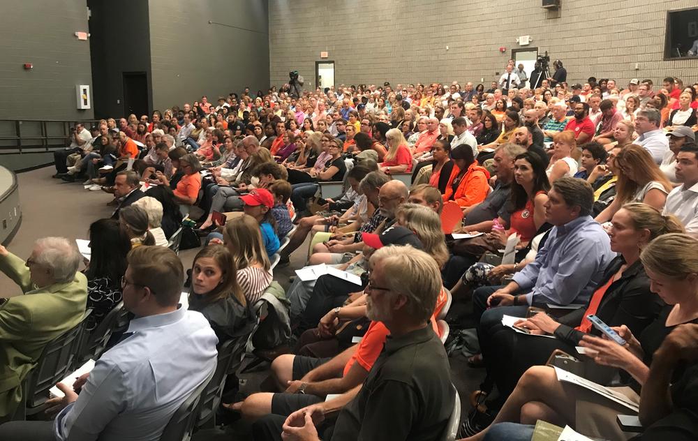 More than 200 people packed into a Cobb elementary school to voice their concerns over the level of ethylene oxide Sterigenics has been releasing into the air. 