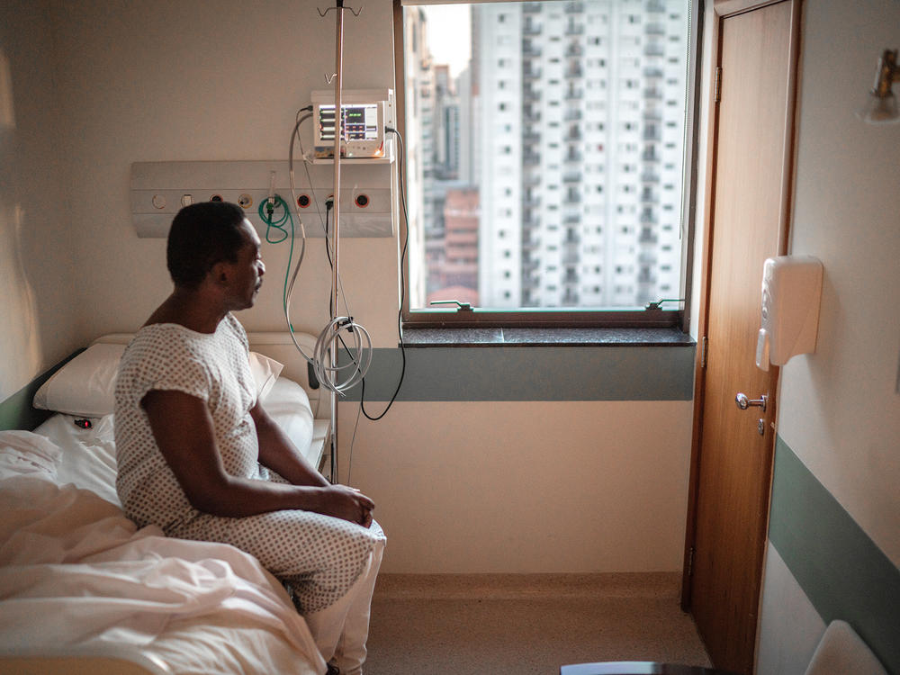 The health threat posed by the coronavirus pandemic is particularly intense for people with cancer. Medication weakens the immune system. Cancer treatments are often delayed.