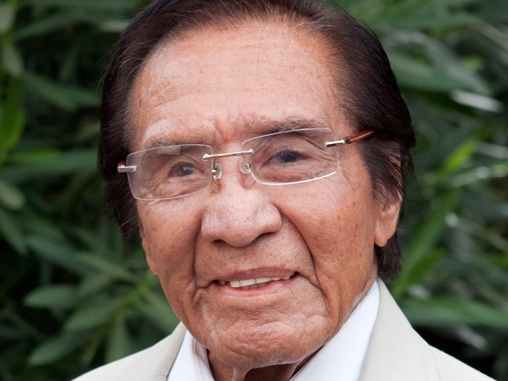 Dr. José Gabriel López-Plascencia spent over 60 years providing health care for low-income families in Phoenix.