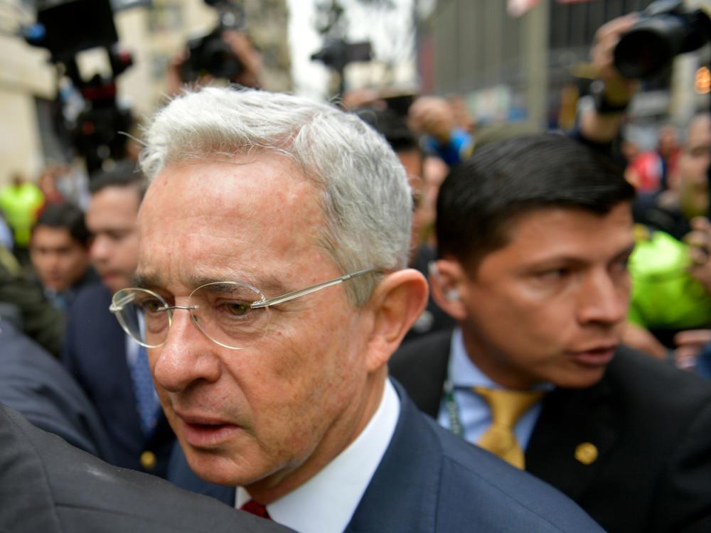 Former Colombian President (2002-2010) and Sen. Álvaro Uribe goes to a hearing before the Supreme Court of Justice in a case over witness tampering in Bogotá, Colombia, on Oct. 8, 2019. The Supreme Court has now ordered Uribe be put under house arrest.