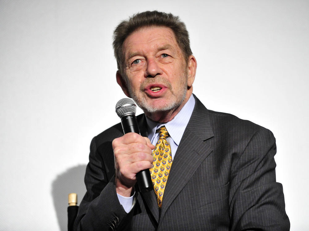 Author Pete Hamill attends the Tribeca & ESPN Present the premiere Of 