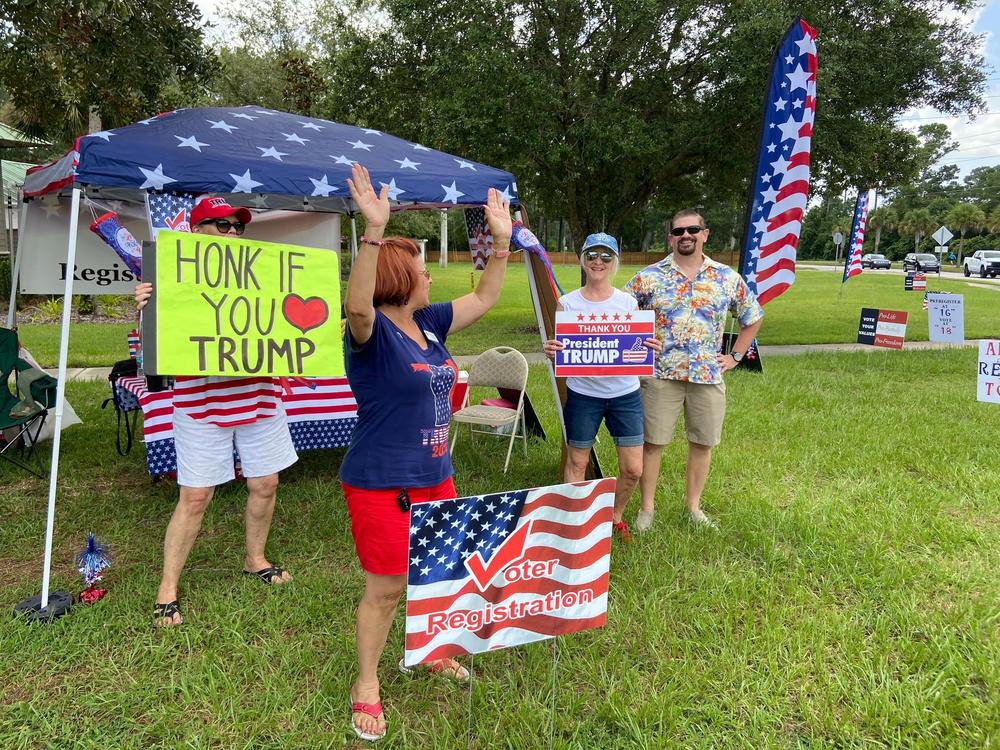 Republicans host a voter registration drive in Ponte Vedra, a coastal, conservative community outside of Jacksonville.