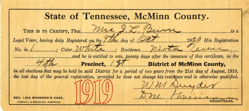 Febb Burn's 1920 voter registration card.