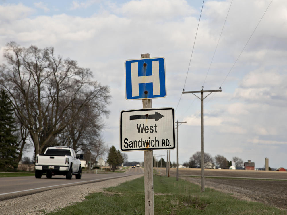 When the pandemic hit this spring, U.S. rural hospitals lost an estimated 70% of their income as patients avoided the emergency room, doctor's appointments and elective surgeries. 