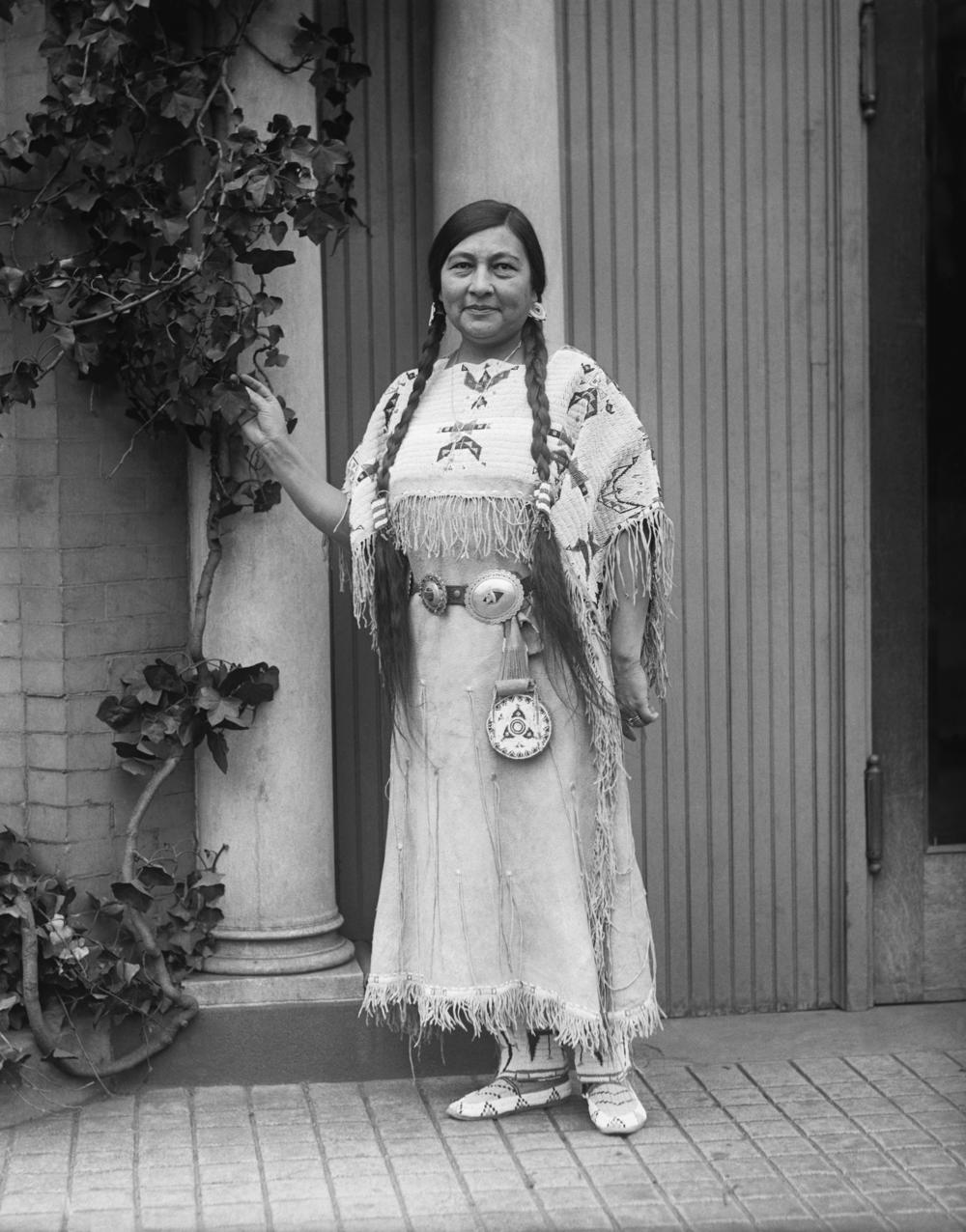 Voting rights activist Gertrude Simmons Bonnin (Zitkala-Sa) of the Yankton Sioux Nation was prominent in the women's suffrage community.