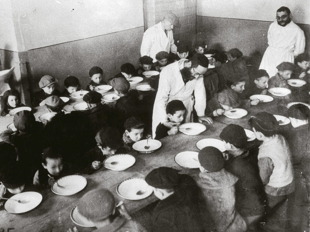 Jewish children in the Warsaw ghetto around 1940. Food was in short supply.