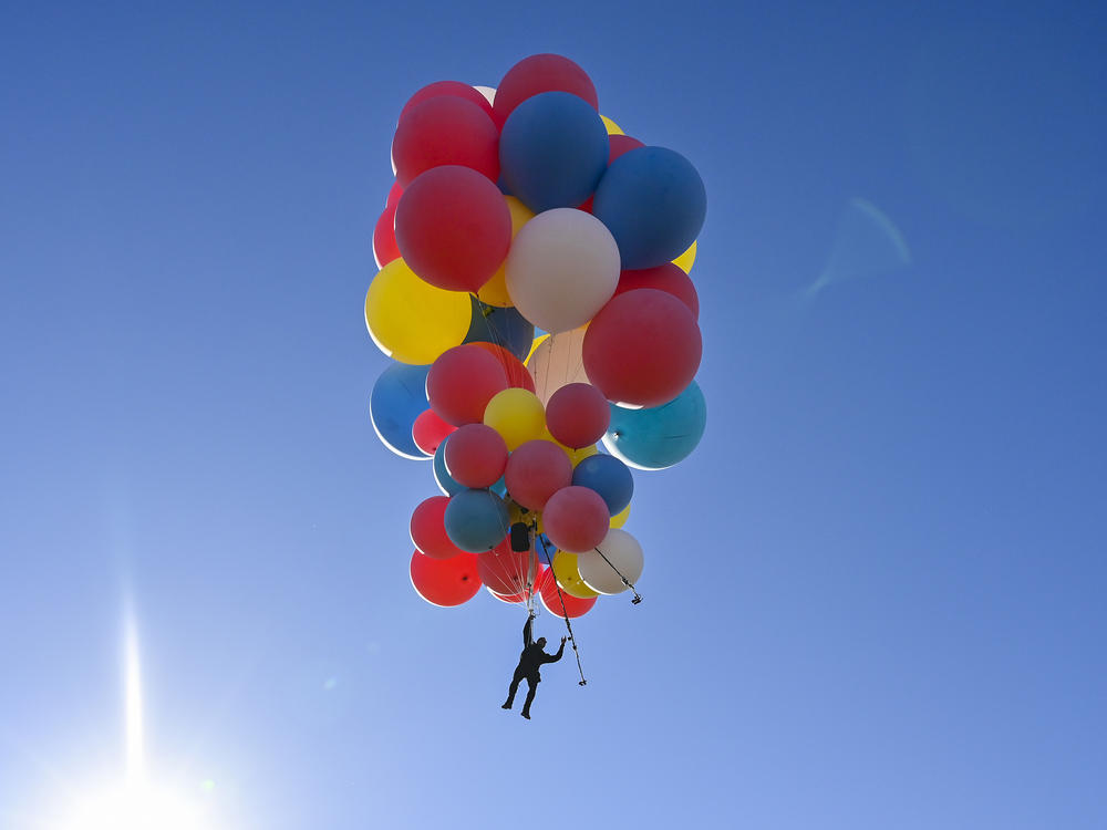 David Blaine performs the stunt 