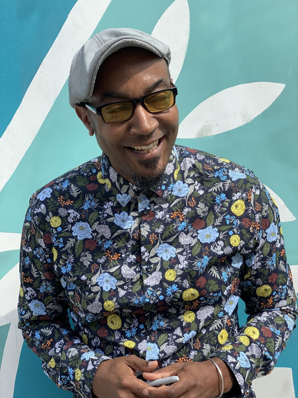 Keith Knight's work has appeared in <em>The San Francisco Chronicle, The Washington Post</em> and<em> MAD Magazine.</em>