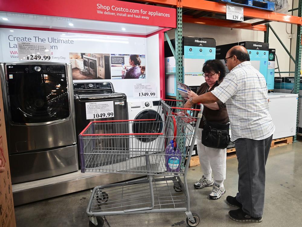 Median household income rose sharply last year, while poverty declined to 10.5% — the lowest since records began in 1959, according to the Census Bureau.