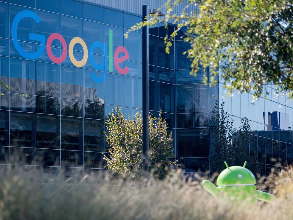 Software company Oracle accuses Google of illegally copying its code when the tech giant developed its popular Android smartphone system.