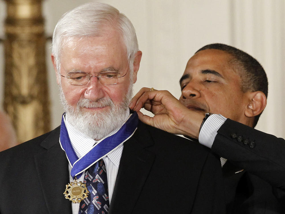 William Foege, former director of the Centers for Disease Control and Prevention, receives the Medal of Freedom from President Barack Obama in 2012.