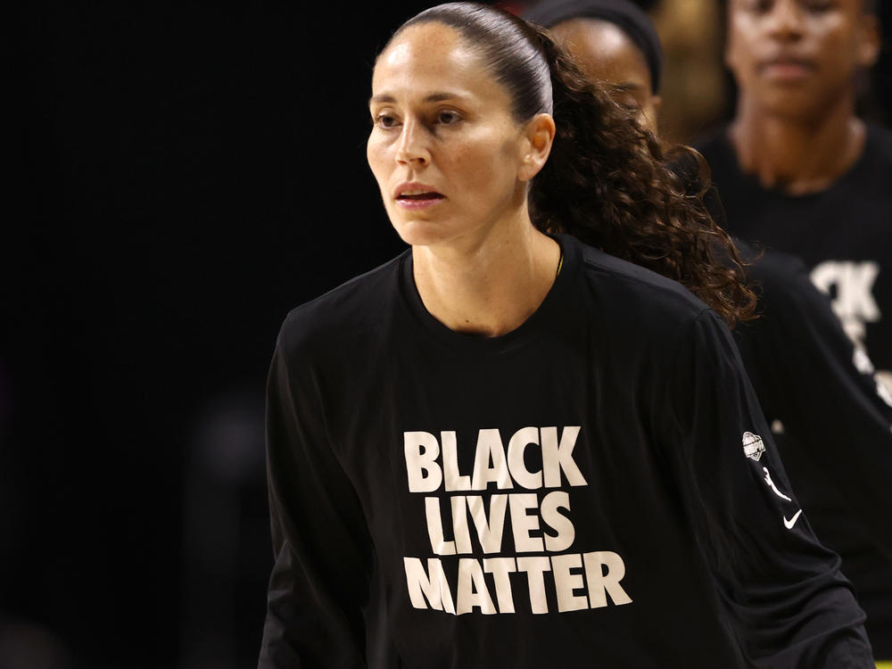 Sue Bird of the Seattle Storm, wears 