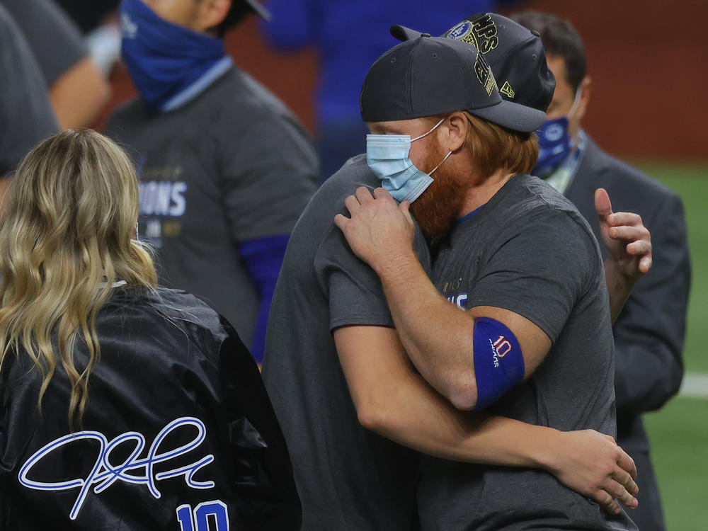 Los Angeles Dodgers third baseman Justin Turner celebrates after defeating the Tampa Bay Rays 3-1 in Game 6 to win the 2020 MLB World Series on Tuesday. Turner was removed from the game in the eighth inning after a positive coronavirus test.