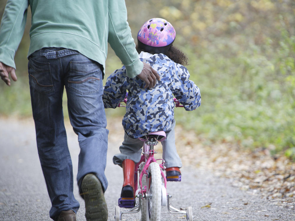 Learning to ride a bike can lead to memorable tumbles. It's the brain's 