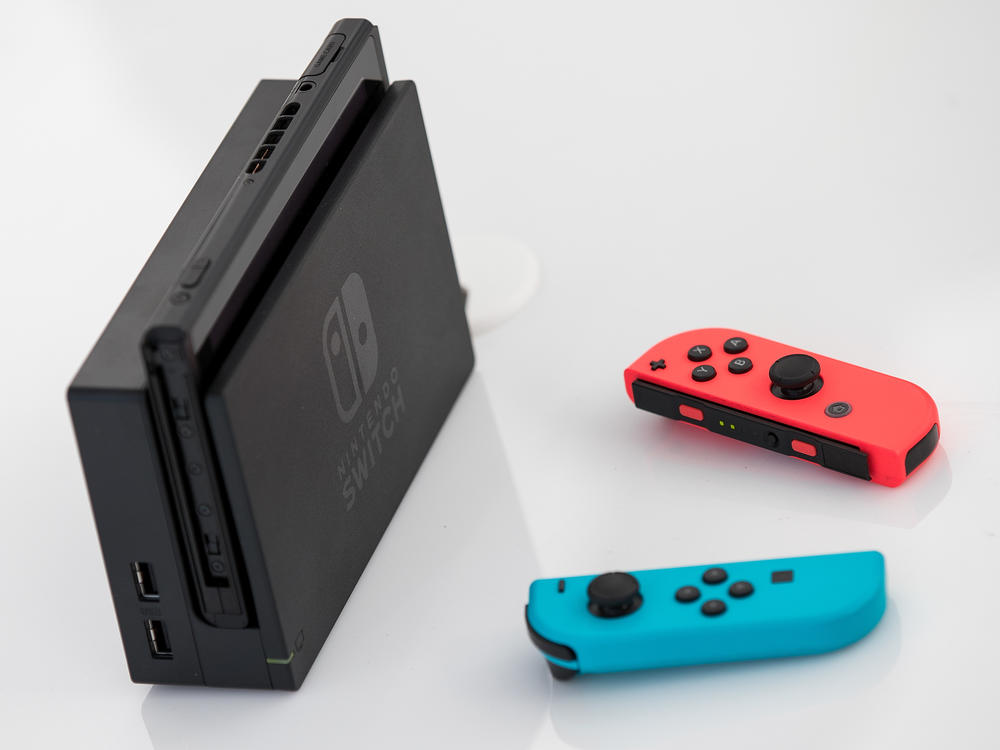 Nintendo's Switch console is less powerful than competing consoles, but offers a more interesting gameplay experience.