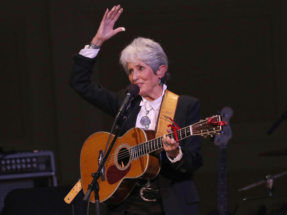 Joan Baez performs 