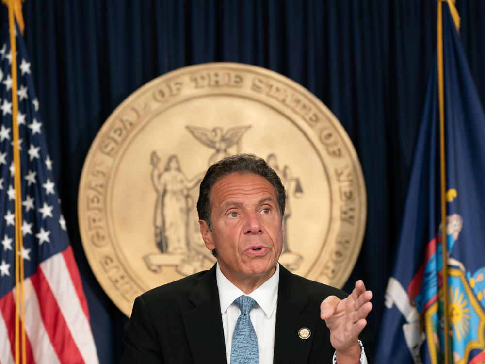 New York Gov. Andrew Cuomo has been singled out for the International Emmy Founders Award for his public addresses on the coronavirus crisis.