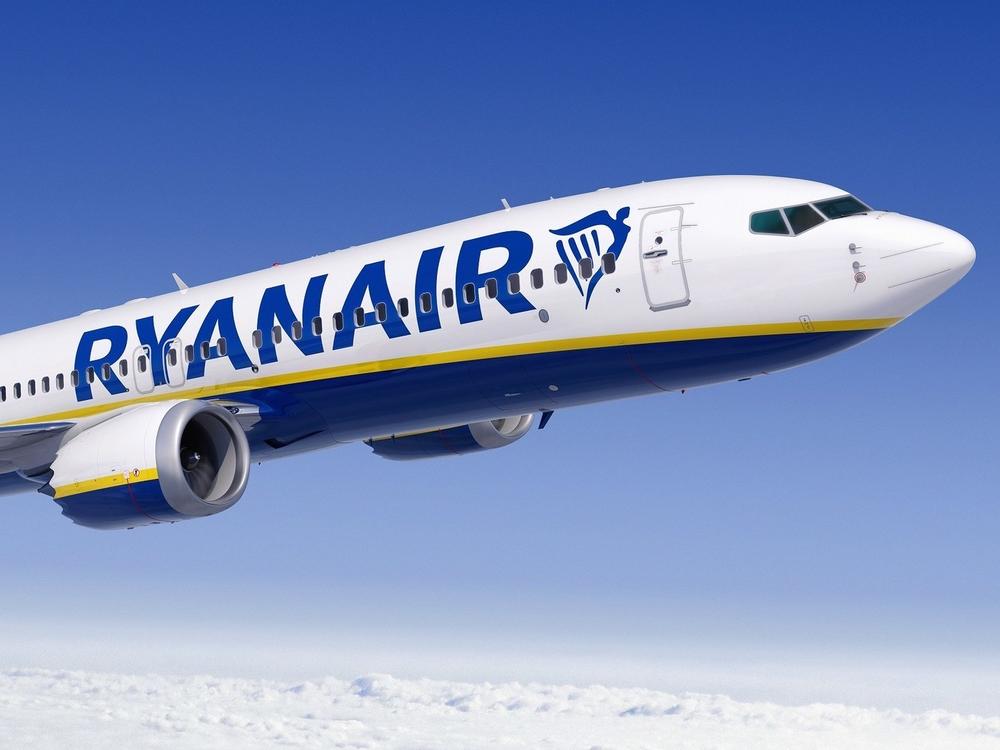 European airline Ryanair is ordering 75 Boeing 737 Max airplanes, the two companies announced Thursday.