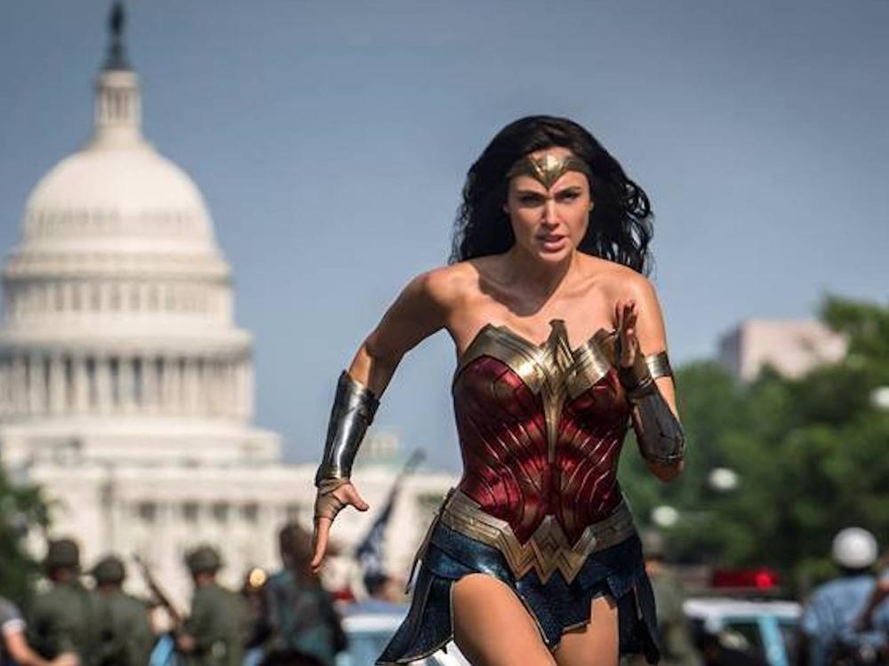 She's Running: Diana (Gal Gadot) chases her quarry through the streets of Washington in the sequel <em>Wonder Woman 1984</em>.