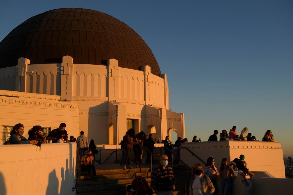 People waiting at the Griffith Observatory in Los Angeles.
