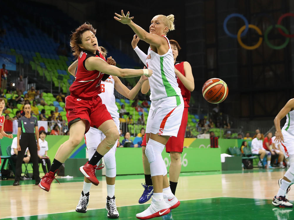 Yelena Leuchanka (right) plays during a Women's Basketball Preliminary Round game on Day 1 of the Rio 2016 Olympic Games in 2016. She was detained for 15 days this year after protesting against the regime of Belarus President Alexander Lukashenko.