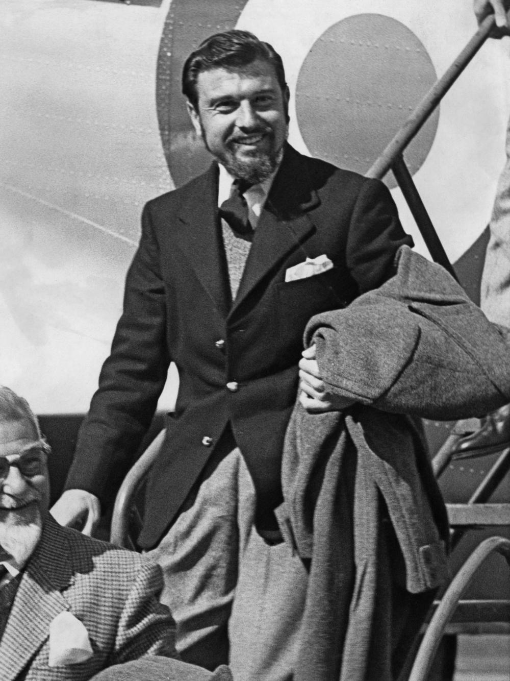Blake arrives at what was then Royal Air Force Abingdon in Oxfordshire, England, after his release from North Korea in 1953. He became a double agent in service of the KGB.