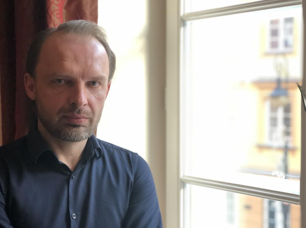 Journalist Mariusz Kowalewski quit his job at Poland's national public broadcaster TVP after editors asked him to follow an outspoken critic of the country's ruling party with a drone. 