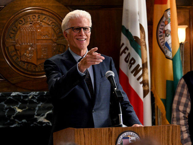 Ted Danson plays a retired millionaire who becomes mayor of Los Angeles in <em>Mr. Mayor. </em>