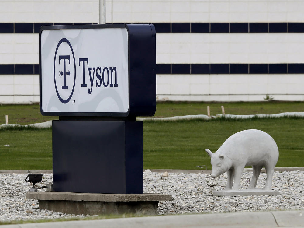 A plant in Waterloo, Iowa, is one of several Tyson Foods facilities that experienced severe outbreaks of the coronavirus among workers last year.